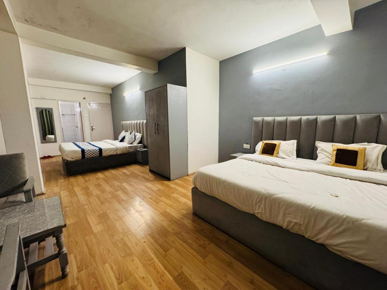 Hotel New # Link Way # Near Zing Bus Stand 마날리 외부 사진