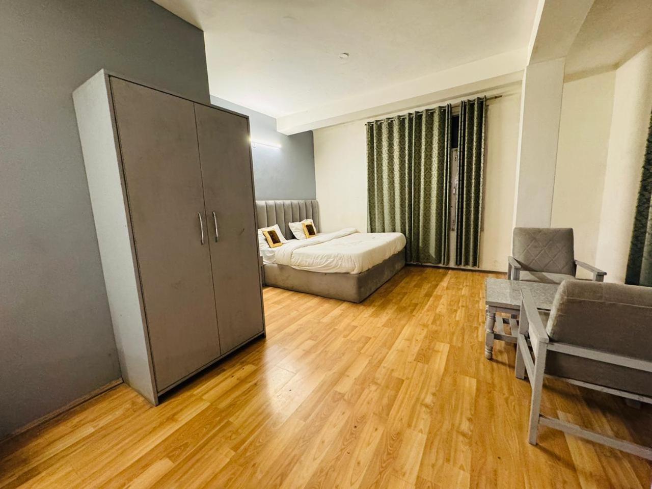 Hotel New # Link Way # Near Zing Bus Stand 마날리 외부 사진