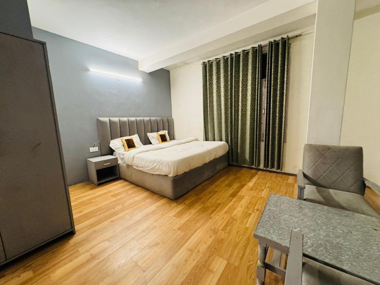 Hotel New # Link Way # Near Zing Bus Stand 마날리 외부 사진